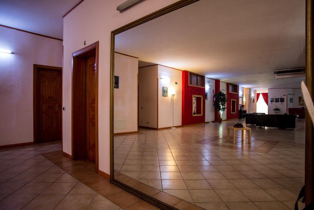 Hotel Residence Lupiae Лечче Екстер'єр фото