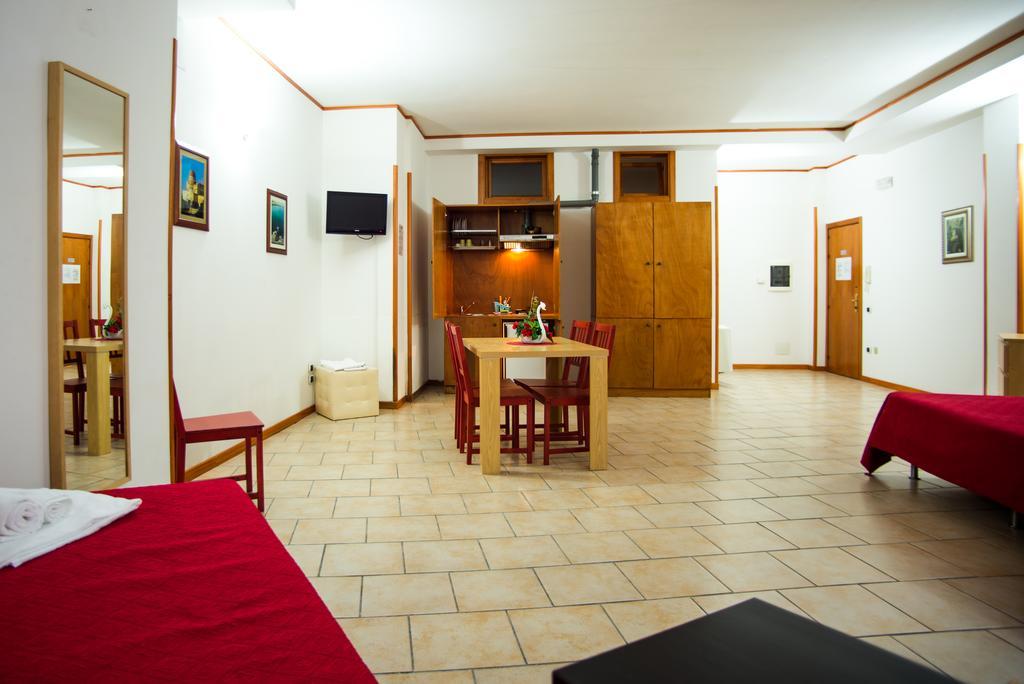 Hotel Residence Lupiae Лечче Екстер'єр фото