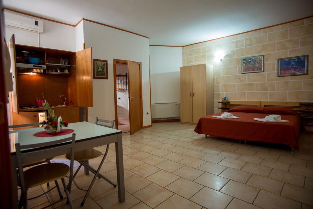 Hotel Residence Lupiae Лечче Екстер'єр фото