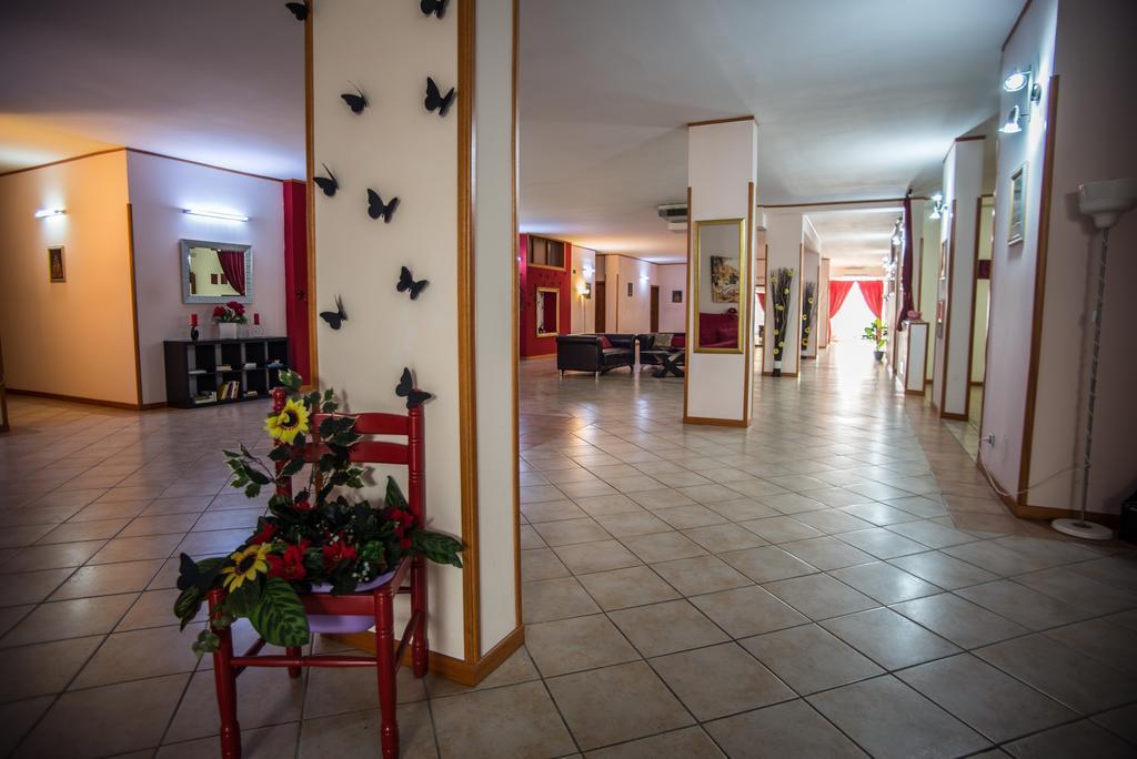 Hotel Residence Lupiae Лечче Екстер'єр фото