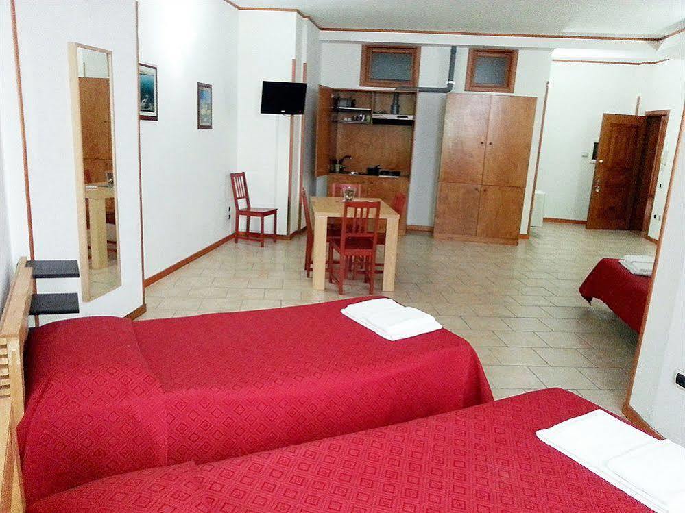 Hotel Residence Lupiae Лечче Екстер'єр фото
